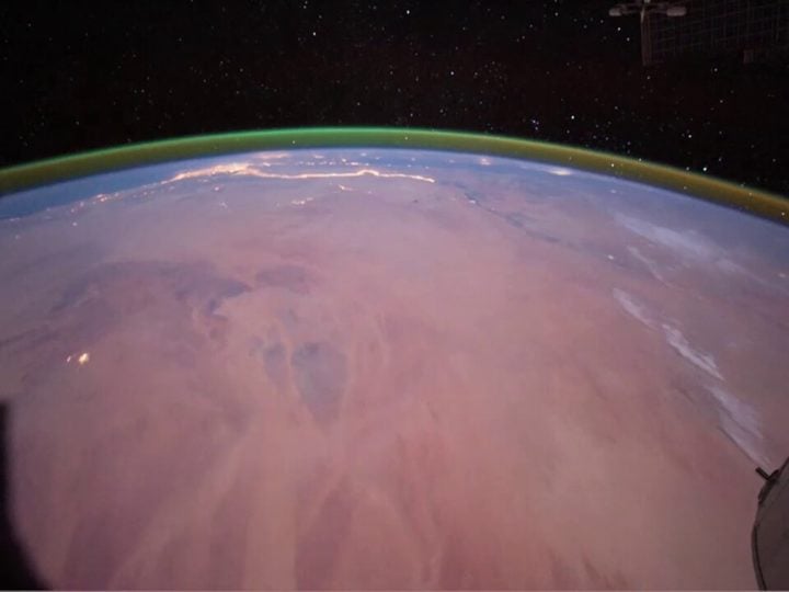 Air glow seen in Earth's atmosphere from International Space Station