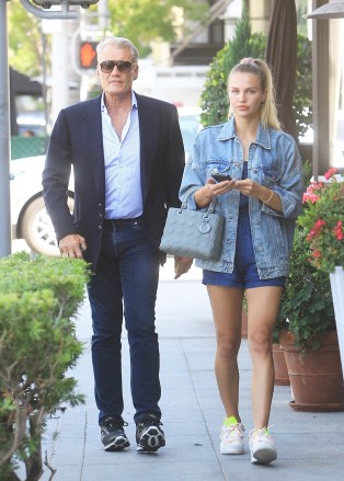 Beverly Hills, CA - Dolph Lundgren takes his daughter Ida out for lunch in Beverly Hills.  Image: Dolph Lundgren, Ida Lundgren Backgrid USA June 15, 2022 USA: +1 310 798 9111 / usasales@backgrid.com UK: +44 208 344 2007 / uksales@backgrid.com *UK customers - photos containing children please pixelate first Publishing *