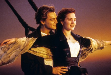 Titanic, from left: Leonardo DiCaprio, Kate Winslet, 1997. Phone: Mary W. Wallace / TM & Copyright © 20th Century Fox Film Corp.  All rights reserved.  Courtesy: Everett Collection.