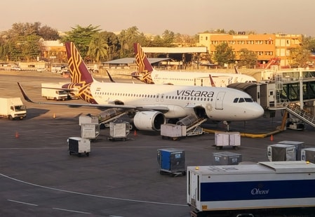 Man complains about Vistara’s no-wages policy during short flight